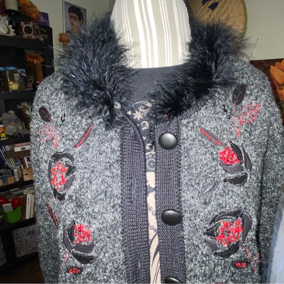 Witchy Core Wool Blend Button Cardigan Faux Fur Neckline VTG Size M - Picture 8 of 16